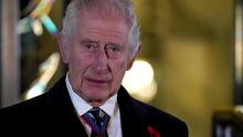 El Rey Carlos fue intervenido de la próstata: la reina Camilla da detalles de su salud