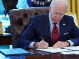 El poder de la firma: Biden establece récord de órdenes ejecutivas en el arranque de su gobierno