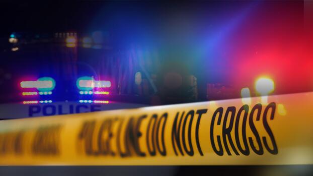 El cuerpo atado de una mujer fue hallado en el interior de un apartamento al centro de California