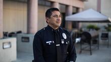Este comandante de la policía era indocumentado y ahora lucha para que ICE no deporte a los 'buenos inmigrantes'