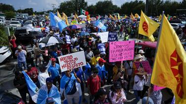 Entra en vigor la ley migratoria SB 1718 de Florida y el temor devasta a miles de trabajadores indocumentados