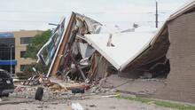 Casas destruidas, calles inundadas y bolas de granizo: los estragos del mal tiempo en Texas