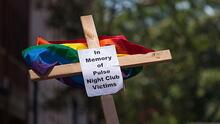 "Necesitamos mucho amor", comunidad de Orlando rinde tributo a víctimas de la masacre en el club nocturno Pulse