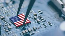 Cómo Estados Unidos está ganándole a China la 'guerra de los microchips'