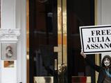 Las razones que dio Ecuador para retirar el asilo político a Assange